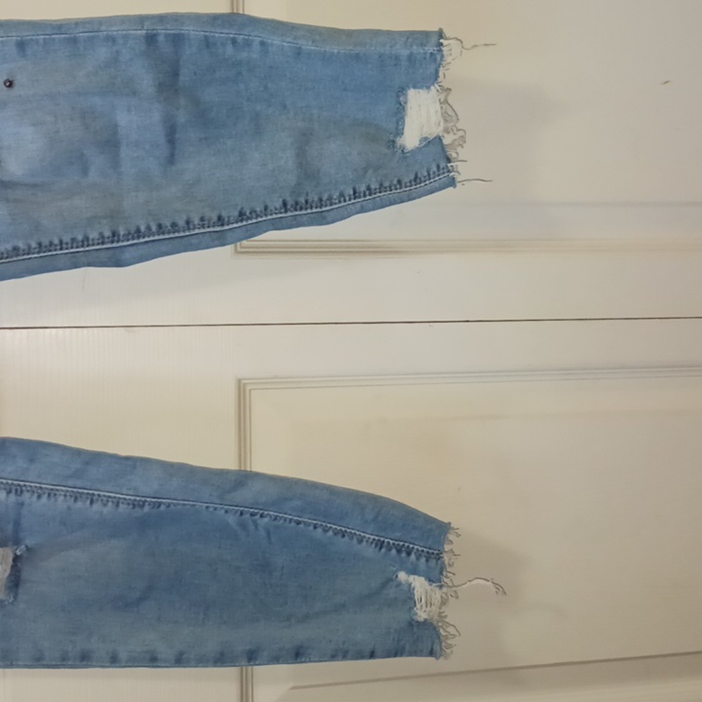 kiss & cry distressed ankle embellished denim jeans - size 11 - medium wash - Picture 5 of 9